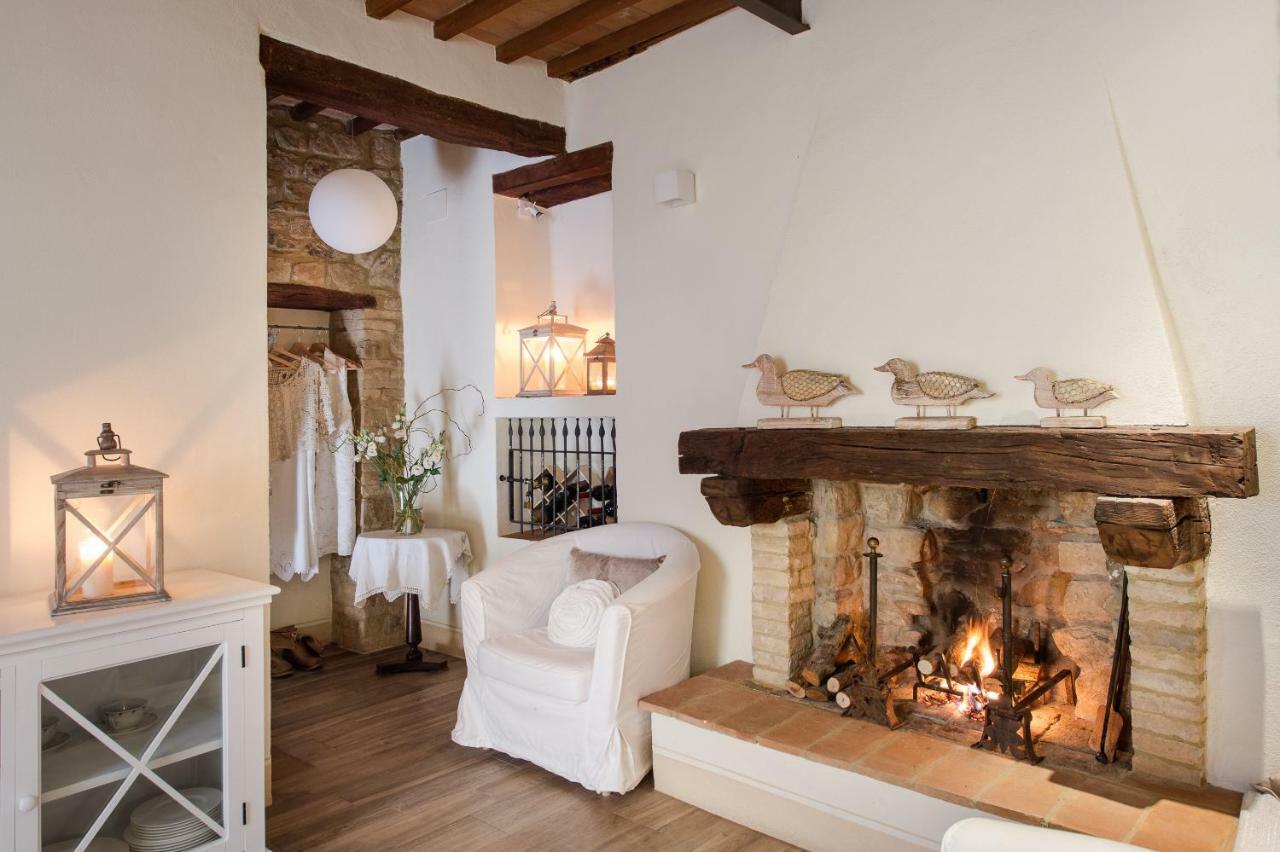 הוילה Castelnuovo dellʼAbate La Casa Di Alice מראה חיצוני תמונה